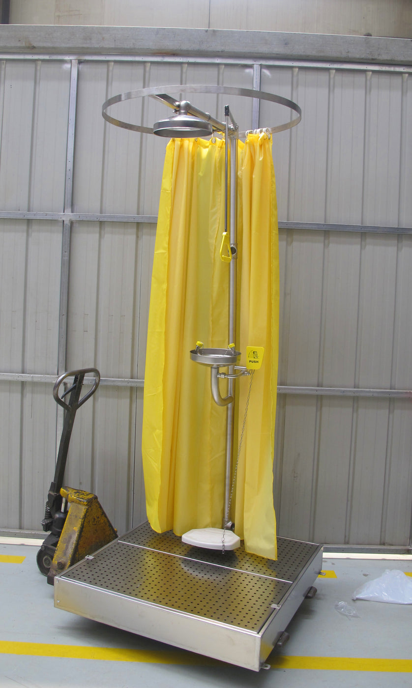 Spilldoc Curtain Booth Type Emergency Shower & Eyewash Station with Si ...